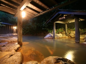 黒川温泉　旅館　山河　お風呂の写真